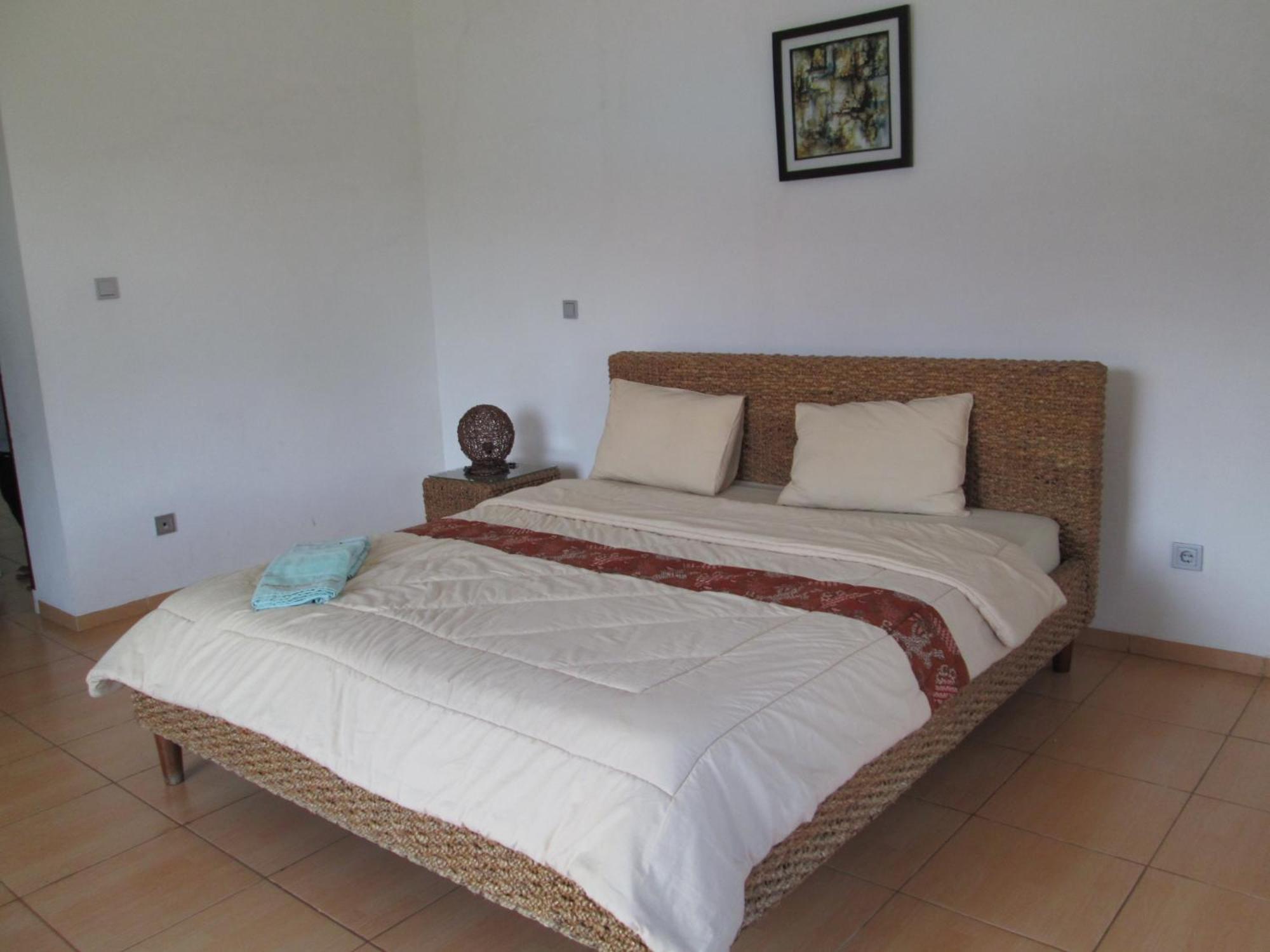 Osmond Villa Resort Lembang Extérieur photo